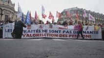 Jubilados franceses salen en protesta a las calles de París