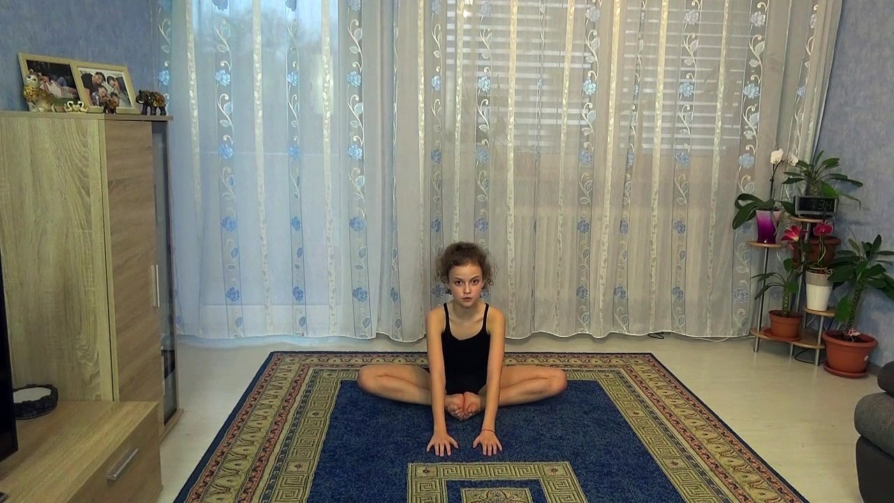Шпагат. Как сесть на поперечный шпагат в домашних условиях.