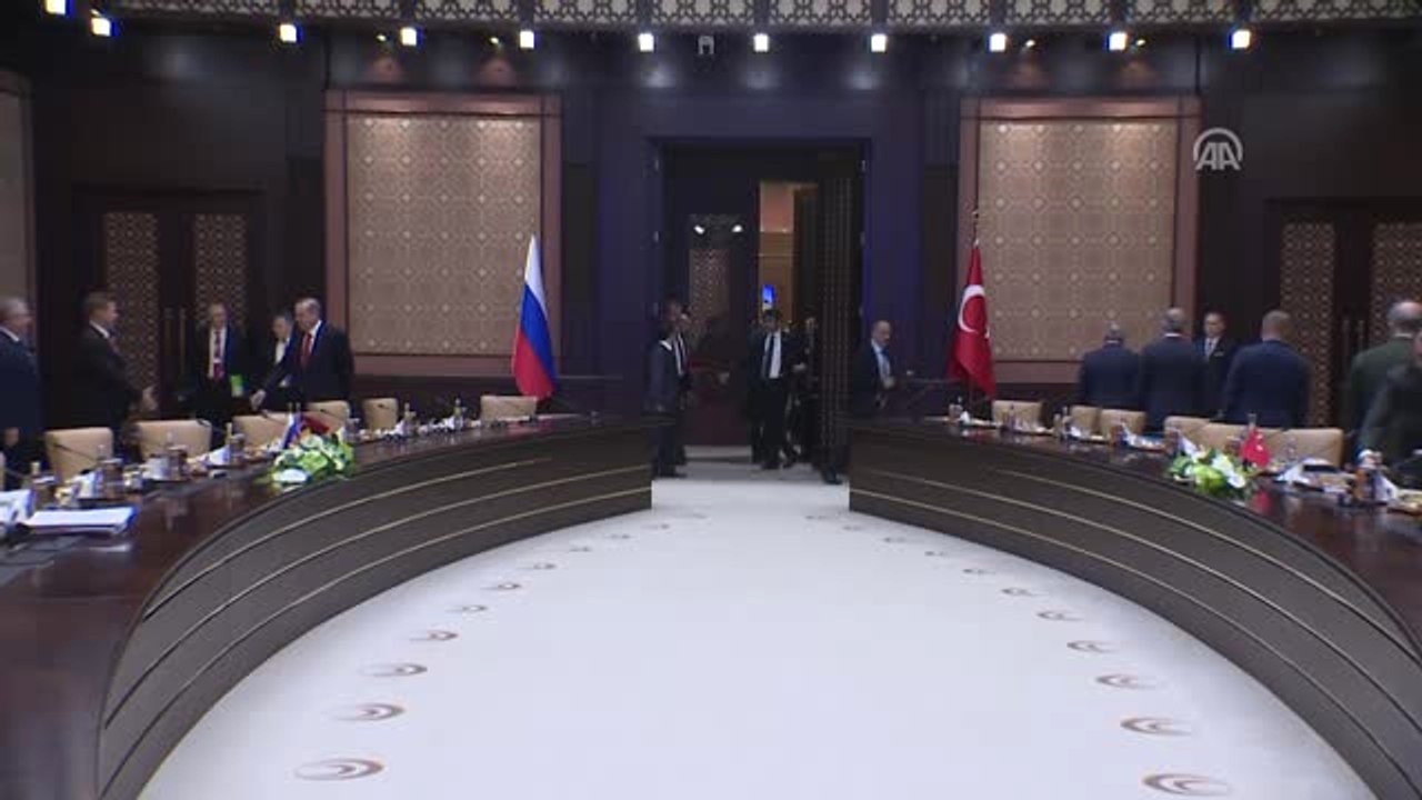 Cumhurbaşkanı Erdoğan ve Putin, Heyetler Arası Görüşmelere Başkanlık Etti