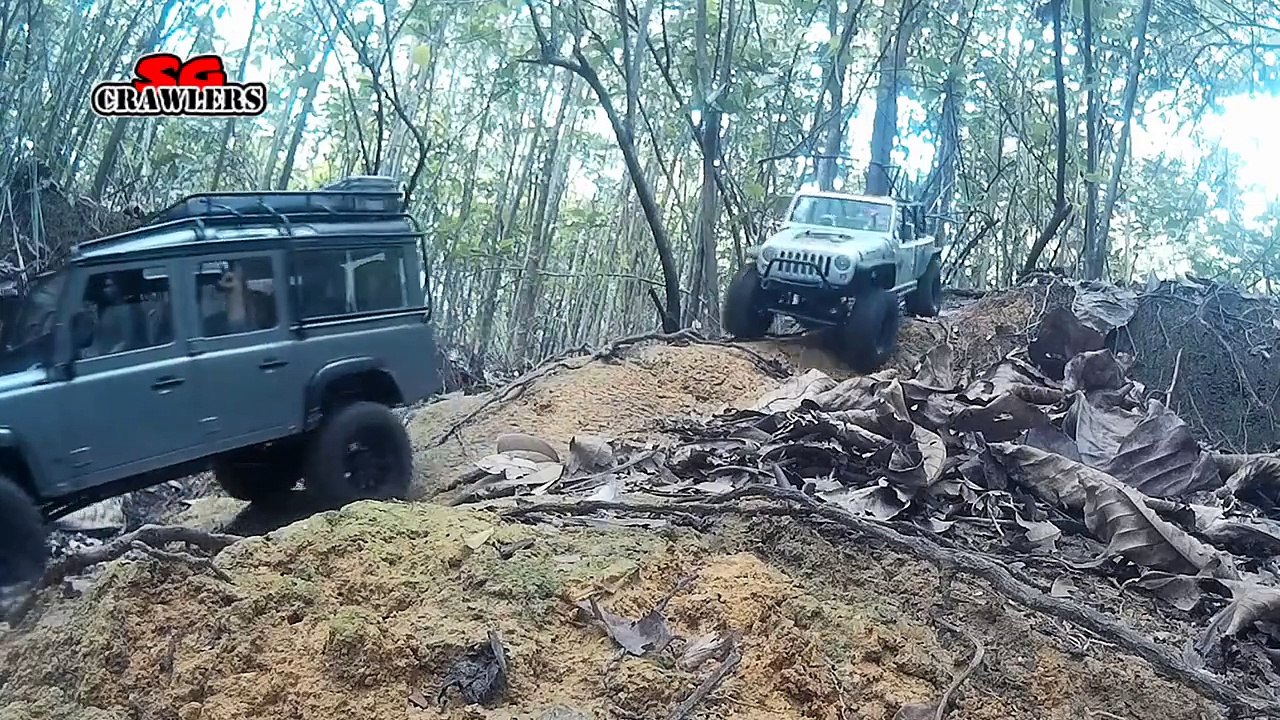 RC Defender 110 Land Rover Jeep Wrangler buggy offroad adventures at Bangkit Road