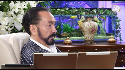 Adnan Oktar Melania Trump'a dua etti