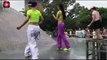 三个姑娘齐跳鬼步舞广场舞 你们说哪个跳的最好看