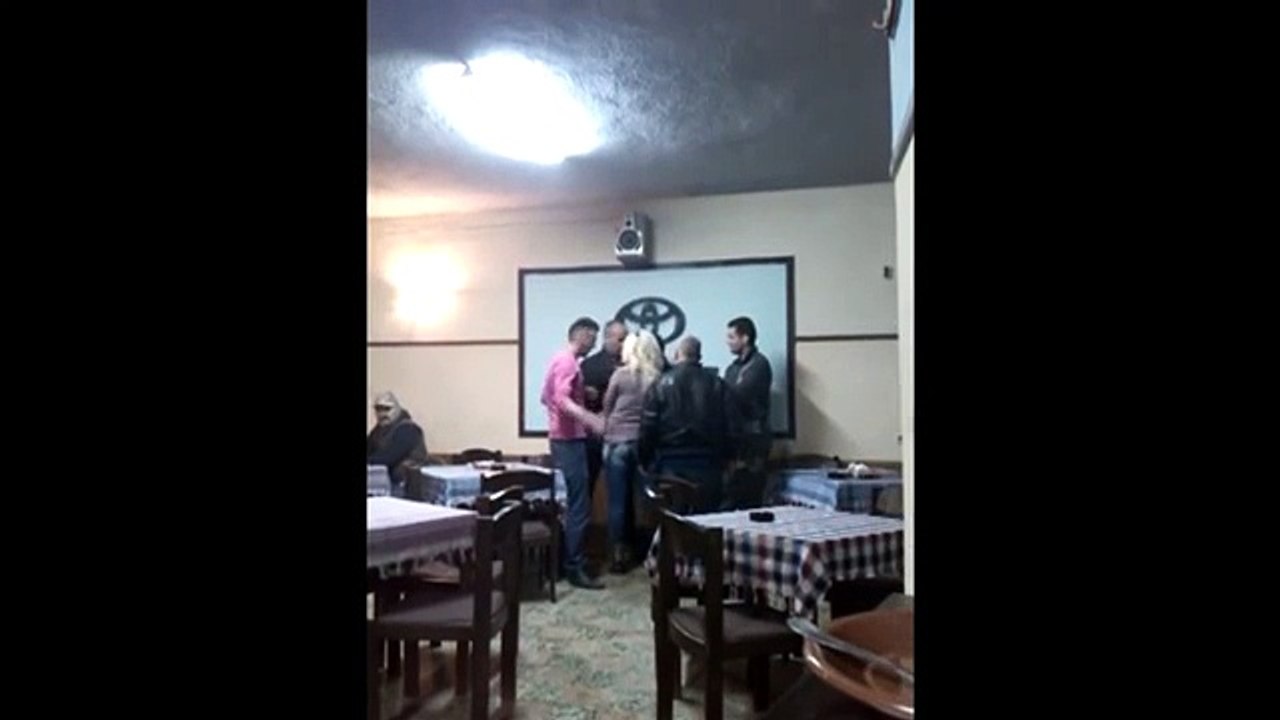 Snimka kafanske tučnjave: Bosanka napravila potpuni haos