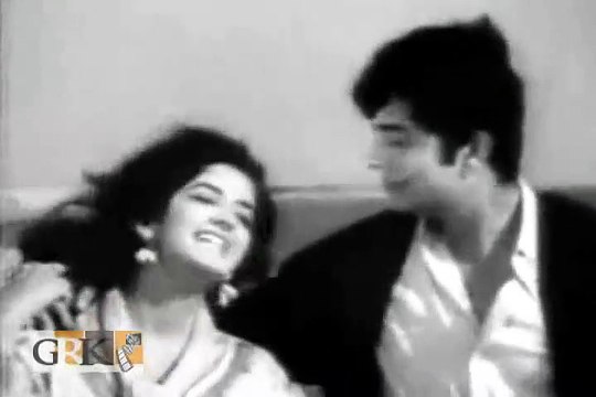 Hum Ko Duayen Do Tumhen Qatil Bana Dia - Munir Hussain & Mala Begum - Lyrics Fayyaz Hashmi - Music A.Hameed - Film Eid Mubarak (1965)