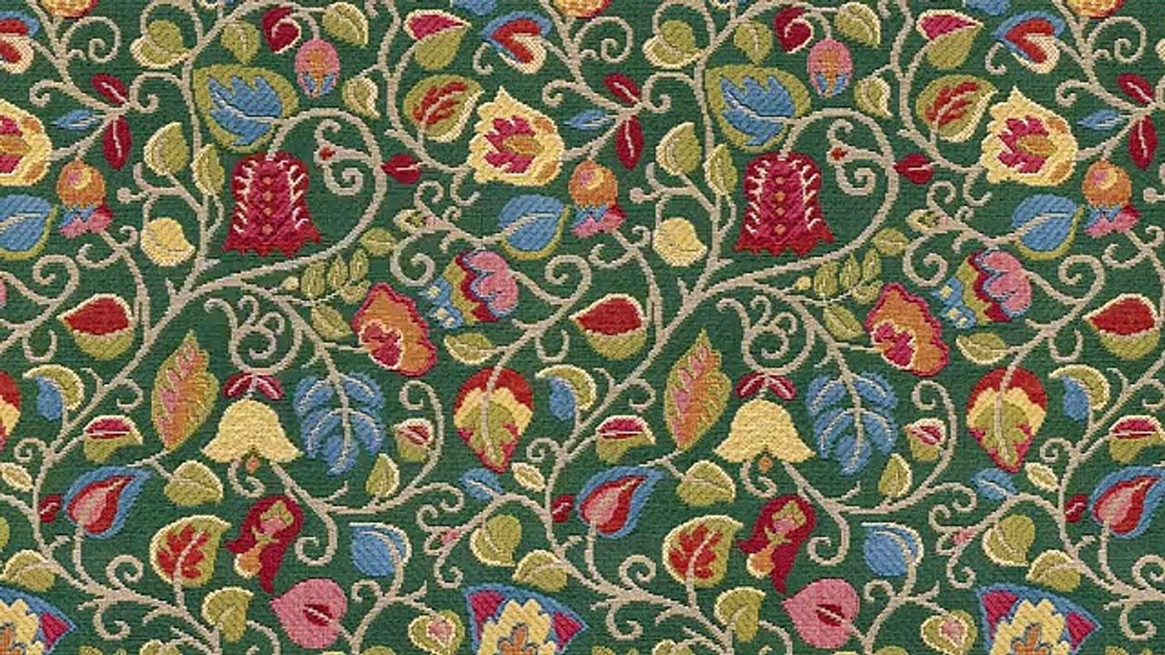 Teachers Caught Kissing!