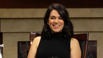 Bevers or Beavers? Larry gets the lowdown on Abbi Jacobson's on-screen roomie