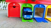 Thomas and Friends Toy Trains, Disney Cars Toys McQueen at Tayo the Little Bus Garage Egg Surprise