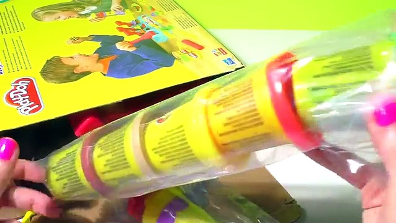 Play-Doh Burger Builder Hamburger Playdough Doh Food Cooking Games Kitchen PlaySet Kids Fun Toys