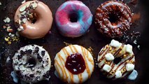6 Vegan Donuts - Baked & Frosted