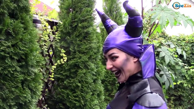 Frozen Elsa & Spiderman GET BRACES Princess Anna, Joker, Maleficent, Hulk. Superheroes IRL