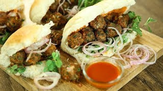 Kebab Pav Recipe | How To Make Kebab Pav | Mutton Recipes | Street Food | Mutton Kebab Pav by Varun