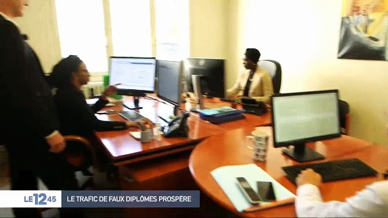 Faux diplômes : Voici les risques que vous encourez si vous en achetez un sur le net - Regardez
