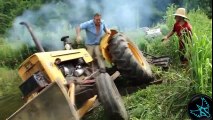 Komik videoları izle. Komik traktör kazaları