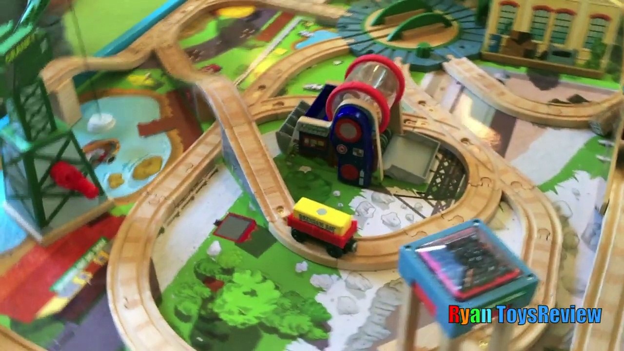 Thomas and Friends Wooden Railway Play Table Toy Trains for Kids Ryan ToysReview