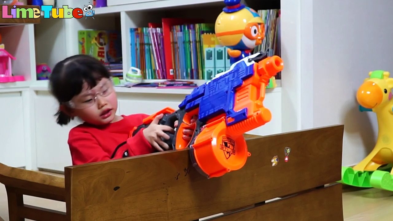 Nitro Naf War _ Bad Kids Toy Review _ Make it into Elsa in the Frozen-G1SY08t59d4