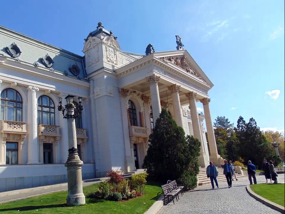 Simpozionul International "Monumentul Tradiţie şi Viitor"-Iasi 28 sept 2017