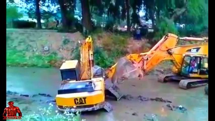 awesome stuck in deep mud compilation of heavy construction equipment in the world