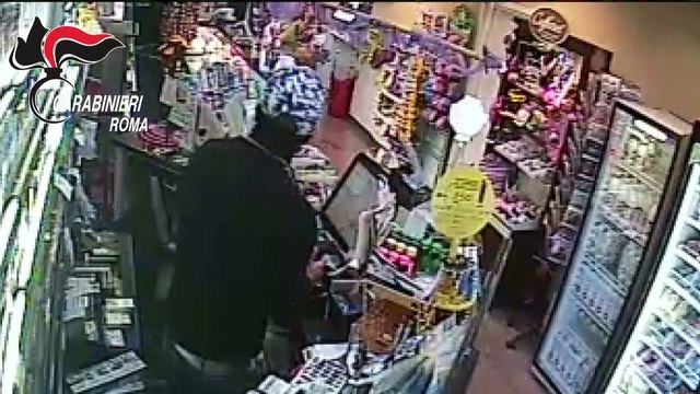 Pomezia, arrestata banda di rapinatori seriali residenti tra Fiumicino e Ardea