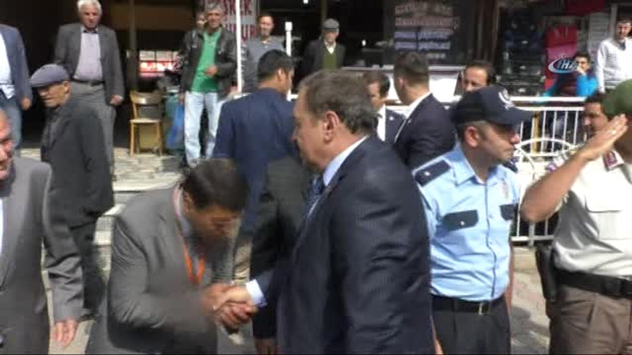 Bakan Veysel Eroğlu: "Bize Paramızla Verilmeyen Silahları Maalesef Suriye'de, Kuzey Irak'ta Bölücü...