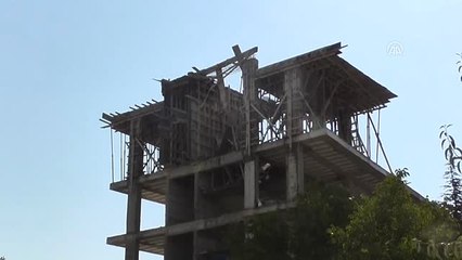 Konya'da İnşaat İskelesi Çöktü: 4 Yaralı