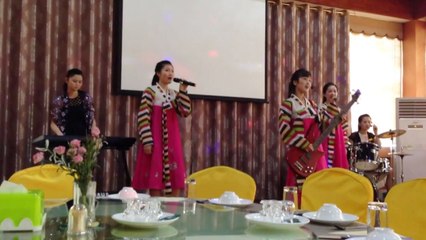 北 식당 '직격탄'...中, 美 압박에 제재 강화 / YTN