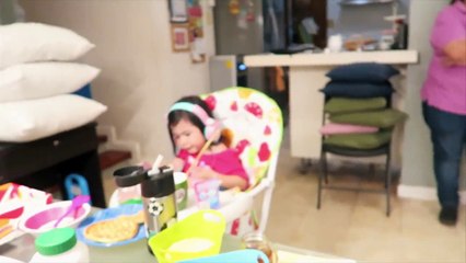 PLASTIC WRAP BED SLEEPING PRANK ON SISTER | Ranz and Niana