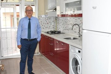 Evini Sadece Doktor Adayı Kız Öğrencilere Kiraya Veriyor