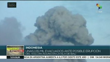 Unos 135 mil evacuados en Bali ante posible erupción del volcán Agung