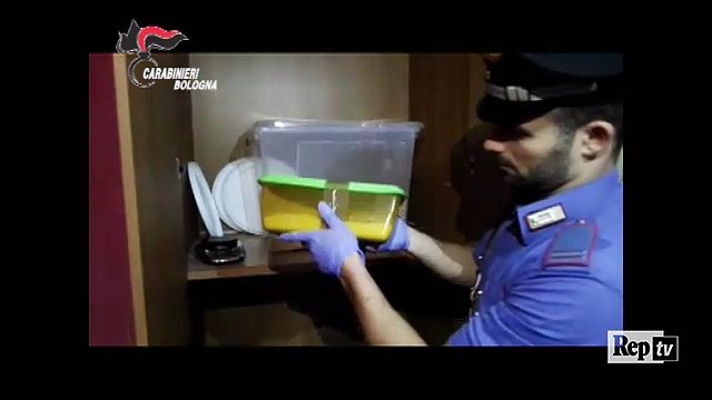 Eroina per un milione di euro, armi e soldi: maxi sequestro