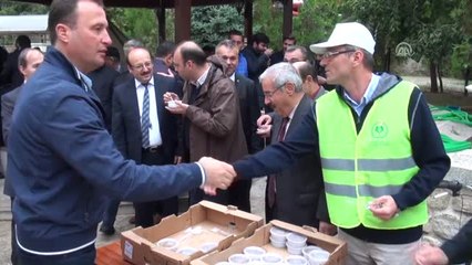 Kırklareli İl Özel İdaresi Tarafından Vatandaşlara Aşure Dağıtıldı