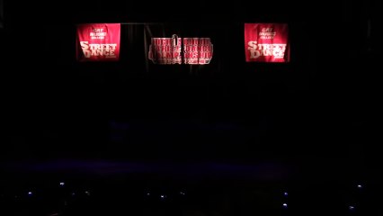 Des lycéennes japonaises dansent sur Abba