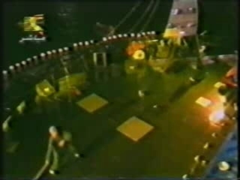 Tanoura dance