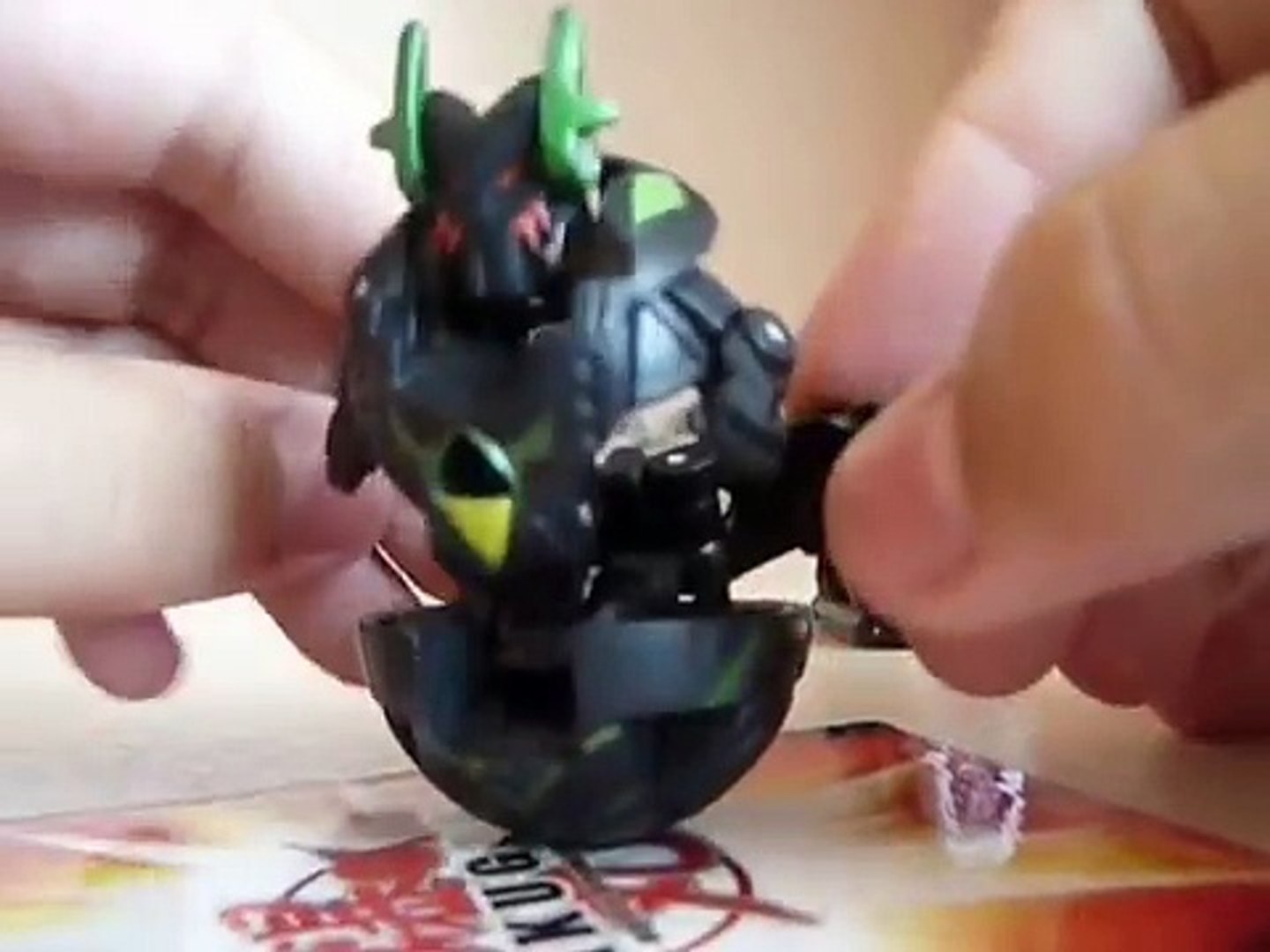 ⁣Bakugan Gundalian invaders: combat set Darkus Linehalt & Boomix +(бонус)