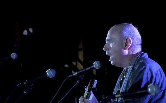 Lluís Llach canta L'Estaca