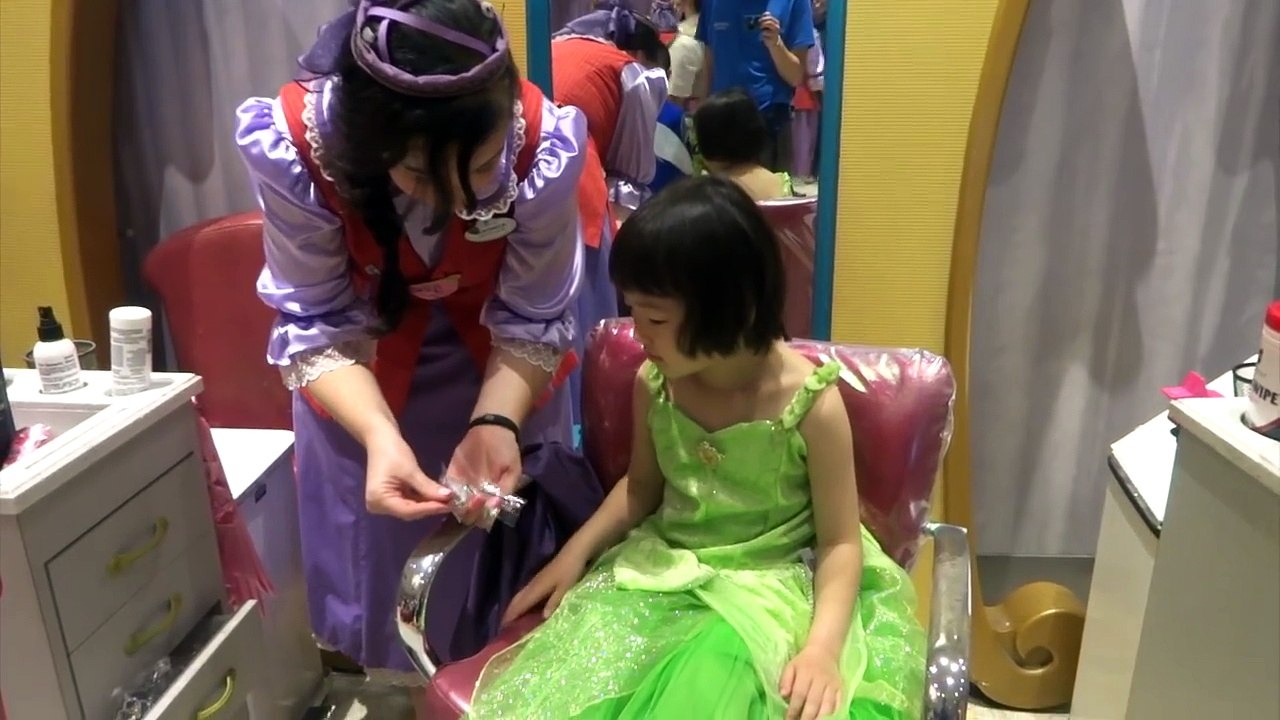 ビビディ バビディ ブティック ティンカーベルにへんしん Bibbidi Bobbidi Boutique Tinker Bell Video Dailymotion
