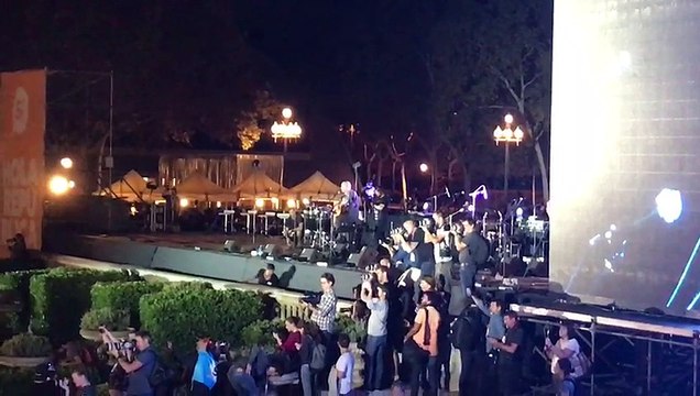 Lluís Llach canta L'Estaca