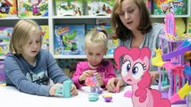 CASTELLO DI LITTLE PONY nuova storia con principesse Anastasia e Lisa video per bambine da 2 anni