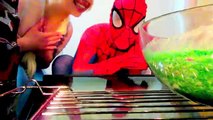 Spiderman cooking skittles cookies with gelli slime. Fat Spiderman vs Fat Frozen elsa weight loss.