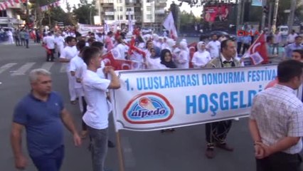 Kahramanmaraş'tan Getirilen 10 Ton Dondurma Vatandaşlara İkram Edildi