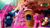 Play Doh Design-a-Dress Fashion Kit Featuring Disney Princess Rapunzel Tangled Clay Play Dough