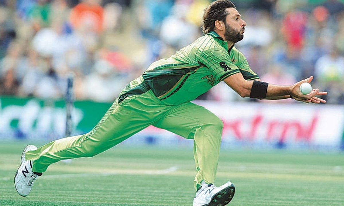 Top 10 Best First Ball Wickets in Cricket History - Must Watch