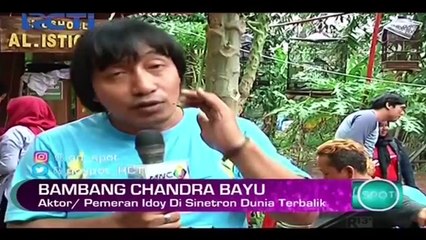 Скачать видео: Keluarga Besar Sinetron Dunia Terbalik Rutin Beri Santunan ke Anak Yatim dan Duafa