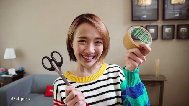 SIAMESE CAT W_ HER FIRST TAPE EXPERIENCE!!-f3qesNFb1EA