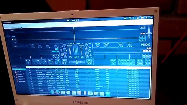 How to config numark mixtrack pro with mixxx software