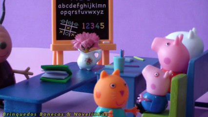 Peppa Pig George na Apresentação de trabalho Escolar. Novelinha completa Em Português