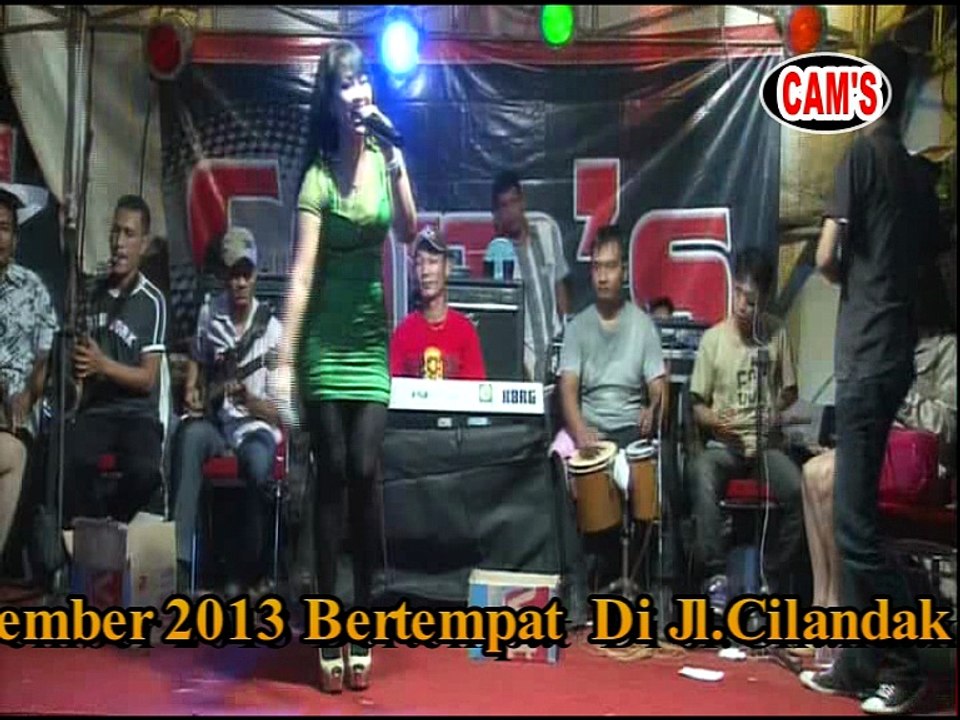 Dua  Kursi (Bedah)