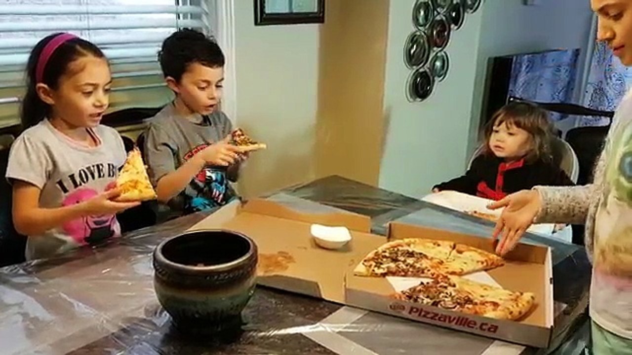 Bad Baby vs Baby sitter Spider Attack Prank! Kids Freaks Out Family