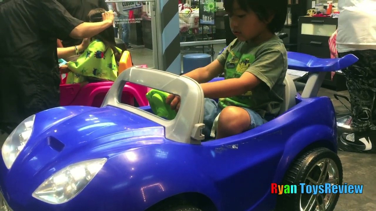 FIRST HAIRCUT at the store Power Wheels Egg Surprise Toy Captain America Civil War Mystery Box