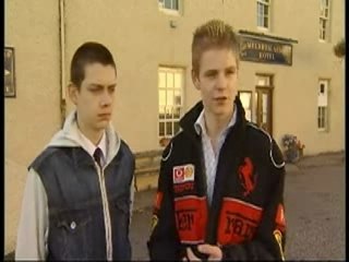 2 jeunes gays victimes d'homophobie en Ecosse