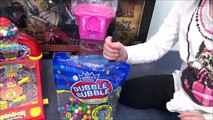 Feeding Pet Dinosaurs & Sharks Candy Gumballs from Hello Kitty Gumball Machine